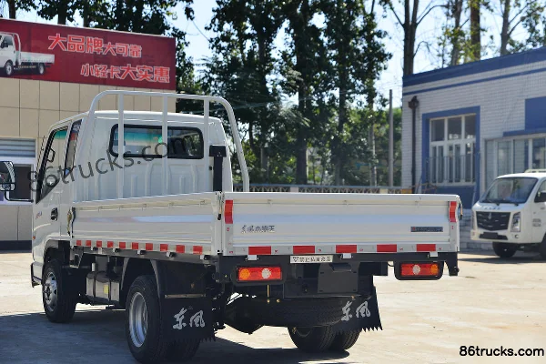 Dongfeng Xiaobawang W15 1.5L 113hp 4X2(6 wheels) Gasoline 3.1m Double Row Stake Truck (China VI) Body (3) | 86Trucks