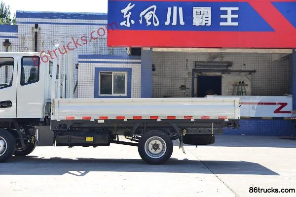 Dongfeng Xiaobawang W15 1.5L 113hp 4X2(6 wheels) Gasoline 3.1m Double Row Stake Truck (China VI) Body (2) | 86Trucks