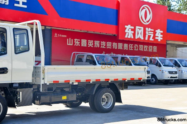 Dongfeng Xiaobawang W15 1.5L 113hp 4X2(6 wheels) Gasoline 3.1m Double Row Stake Truck (China VI) Body (1) | 86Trucks