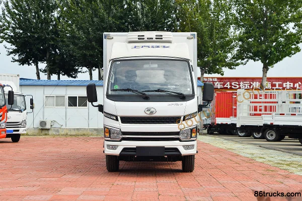 Yuejin Fuyun S80 95 hp 4X2(6 wheels) 3.55m refrigerated truck (China VI) Exterior (2) | 86Trucks