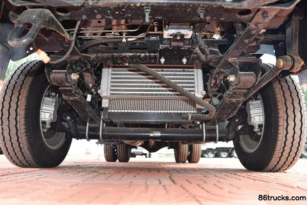 Yuejin Fuyun S80 95 hp 4X2(6 wheels) 3.55m refrigerated truck (China VI) Chassis (1) | 86Trucks