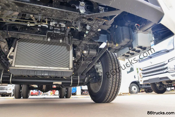 Yuejin Fuxing S80 1.6L 123 hp 4X2(6 wheels) Gasoline 4.05m Single Row Flatbed Light Truck (China VI) Chassis (3) | 86Trucks