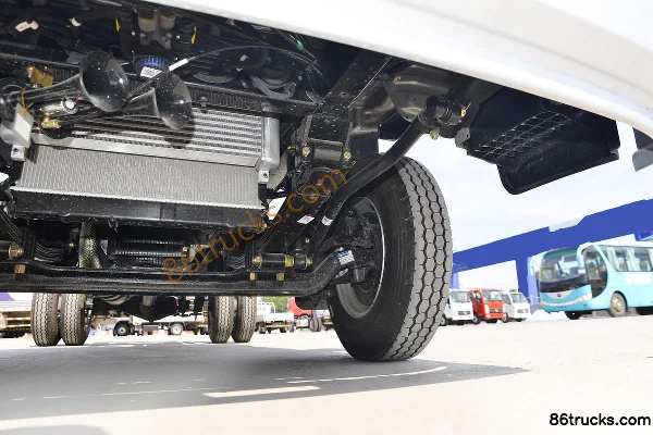 SHACMAN Commercial Vehicle Delong G1 Standard Load Edition 160hp 4X2(6 wheels) 3.82m crew cab flatbed light truck Chassis (3) | 86Trucks