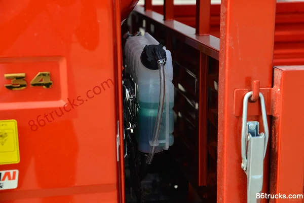 Sinotruk HOWO Han H 160 hp 4X2(6 wheels) 3.85m One-and-a-half Row Stake Light Truck (China VI) Body (3) | 86Trucks