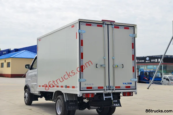 SRM Xinyuan T2S EV 3,1T 3,03 m camion léger fourgon électrique cabine simple 46,36 kWh 4X2(6 roues) Carrosserie (3) | 86Trucks