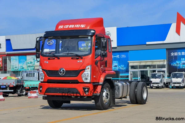 SHACMAN Commercial Vehicle Xuande X9 Standard Load Edition 150 hp 4X2(6 wheels) 3.82m Crew Cab Flatbed Light Truck Exterior (3) | 86Trucks