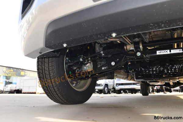 Foton Xiangling Q Integrated Comfort 1.6L 120 hp 4X2(6 wheels) Gasoline 3.09m single-row van mini truck Chassis (2) | 86Trucks