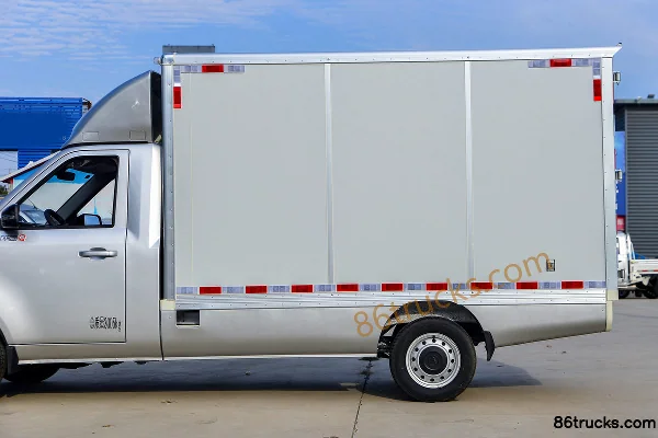 Foton Xiangling Q Integrated Comfort 1.6L 120 hp 4X2(6 wheels) Gasoline 3.09m single-row van mini truck Body (2) | 86Trucks