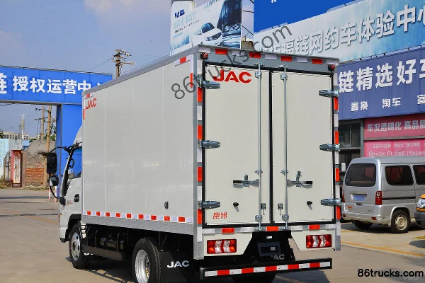 JAC Chuangfu Star H1 132hp 4X2(6 wheels) 3.7m single-row van light truck Body (3) | 86Trucks