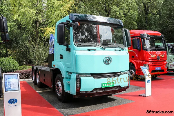 Sanhuan Shitong Haolong Xiaoman 6X4(10 wheels) Battery Electric Tractor Truck 350.21kWh Exterior