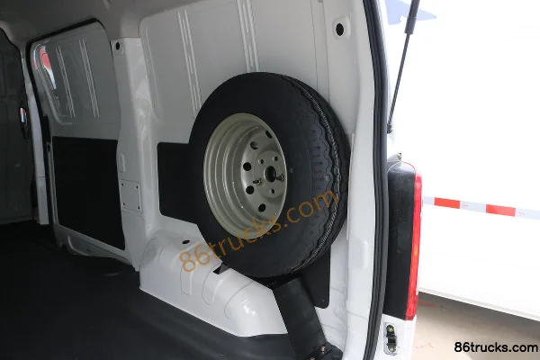 Ankai New Changan Ruixing M60 2023 Comfort Type 1.6L 105 hp CNG 2-Seat Panel Van (Rear Hinged Door) (China VI) Cargo Box (3) | 86Trucks