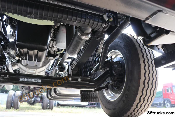 JAC Gallop A5X III 290 ch 4X2(6 roues) camion porteur fourgon 7,8 m Châssis (3) | 86Trucks