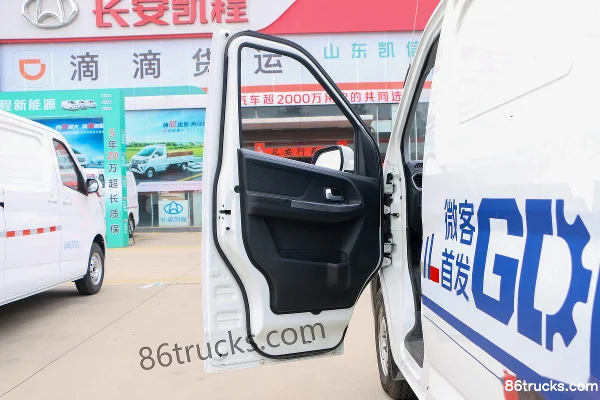 Changan Qingche Ruixing M60 2019 Business 109ch 6 places 1.5L minibus (China V) Cabine (1) | 86Trucks