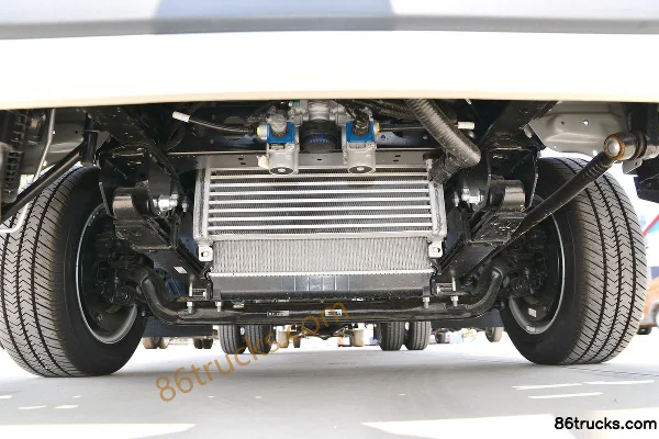 JAC S3 All-round 2.2L Diesel 129 hp 4X2(6 wheels) Xingrui 5-speed 3.85m Single-row Flatbed Light Truck Chassis (1) | 86Trucks