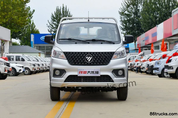 Foton Xiangling V3 2,0 L 144 ch 4X2(6 roues) essence 3,7 m camion plateau à ridelles simple cabine Extérieur (2) | 86Trucks