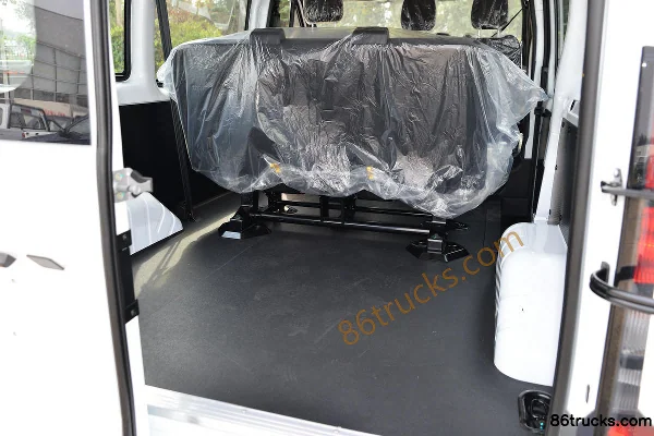 JMC Fushun 2023 model Commercial 146hp 2.0T diesel short wheelbase 6-seat medium-high roof multi-purpose passenger vehicle Body (2) | 86Truc