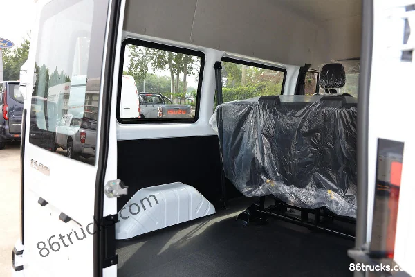 JMC Fushun 2023 model Commercial 146hp 2.0T diesel short wheelbase 6-seat medium-high roof multi-purpose passenger vehicle Body (1) | 86Truc