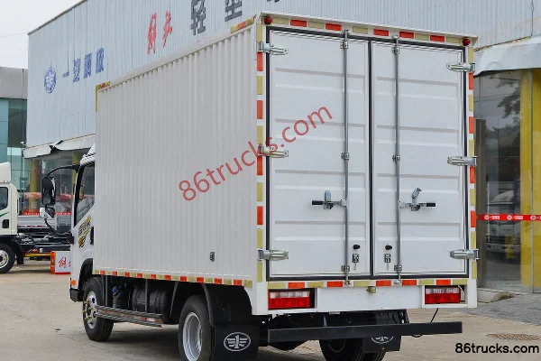 FAW Jiefang Hu VN Zhaocai Hu 137 hp 4X2(6 wheels) 4.16m single-row van light truck Body (3) | 86Trucks