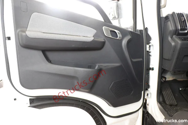 FARIZON Xingzhi H8M 4,5T 4,15 m cabine simple camion léger fourgon hybride rechargeable au méthanol 20,83 kWh 4X2(6 roues) Intérieur (2) | 8