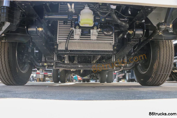 Foton Ollin New Jieyun Youth Invincible Edition 146 hp 4X2(6 wheels) 4.17m Single Row Flatbed Light Truck (Medium Body) Chassis (1) | 86Truc