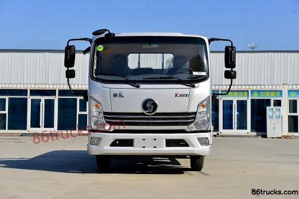 SHACMAN Light Truck Delong K3000 130hp 4X2(6 wheels) 4.18m Single Row Flatbed Light Truck (Ratio 4.33) Exterior (2) | 86Trucks