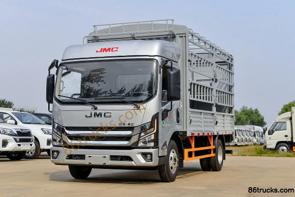 JMC Kaiyun+ large 146 ch 4X2(6 roues) 4,2 m camion porteur à ridelles cabine simple (China VI) (6 vitesses) Extérieur (3) | 86Trucks