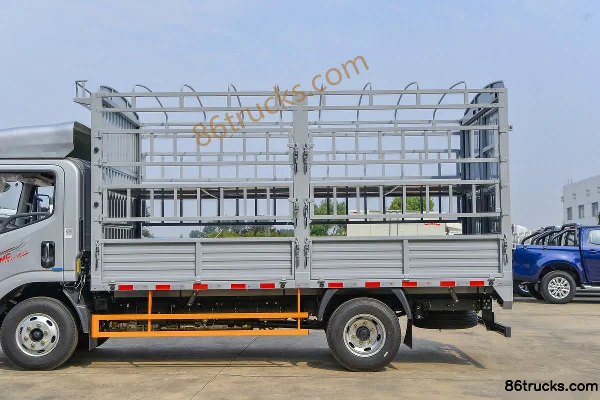 JMC Kaiyun+ large 146 ch 4X2(6 roues) 4,2 m camion porteur à ridelles cabine simple (China VI) (6 vitesses) Carrosserie (2) | 86Trucks