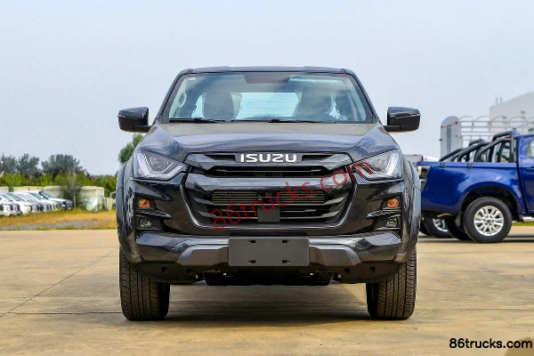 Jiangxi Isuzu D-MAX V-CROSS 2023 Changling 1.9T Diesel 177hp 4WD Automatic Double Row Pickup Cab (2) | 86Trucks