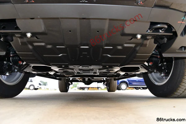Jiangxi Isuzu D-MAX V-CROSS 2023 Changling 1.9T Diesel 177hp 4WD Automatic Double Row Pickup Body (1) | 86Trucks