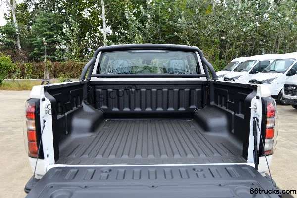 JMC Dadao Quannengzhe Shuxiang 2.3T diesel 177 ch automatique 2 roues motrices empattement standard double cabine pick-up Carrosserie (2)