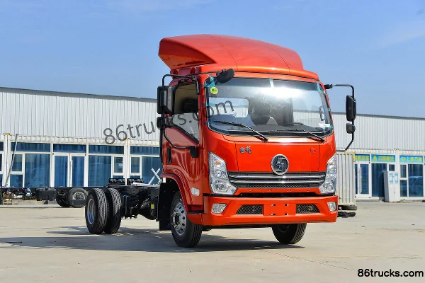 SHACMAN Light Truck Delong K1 170hp 4X2(6 wheels) 4.18m Single Row Stake Truck Light Truck Exterior