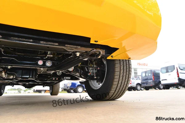Jiangxi Isuzu Ruimai 2023 Model 2.5T Diesel 143 hp Manual 2WD Long Wheelbase Double Cab Pickup (Engineering Yellow) Body (4) | 86Trucks