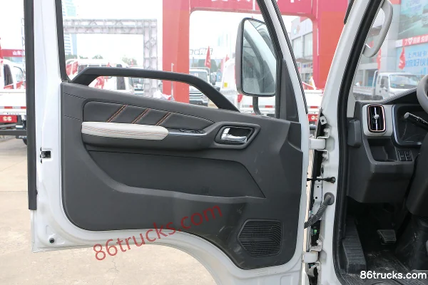 Foton Aoling M Card 2.0L 144hp 4X2(6 wheels) Gasoline 3.38m Single Row Box Mini Truck (Hydraulic Brake) Cab (2) | 86Trucks