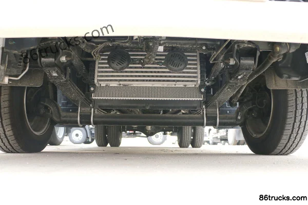 Foton Aoling M Card 2.0L 144hp 4X2(6 wheels) Gasoline 3.38m Single Row Box Mini Truck (Hydraulic Brake) Chassis (1) | 86Trucks