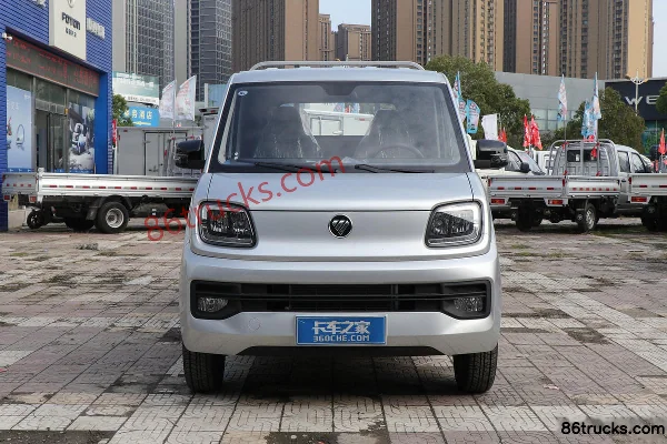 Foton Xiangling Q Monocoque 1,6 L 120 ch 4X2(6 roues) Essence Camion plateau simple cabine 3,2 m (pneus simples à l'arrière) Extérieur (2)