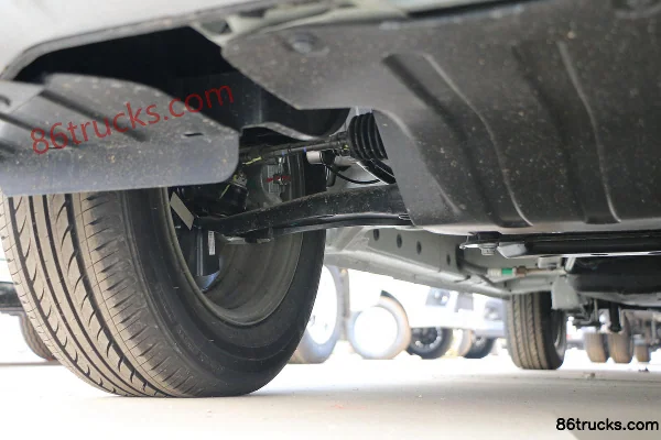 Changan Commercial Vehicle Ouno 2014 Basic 106hp 1.5L Van Chassis (2) | 86Trucks