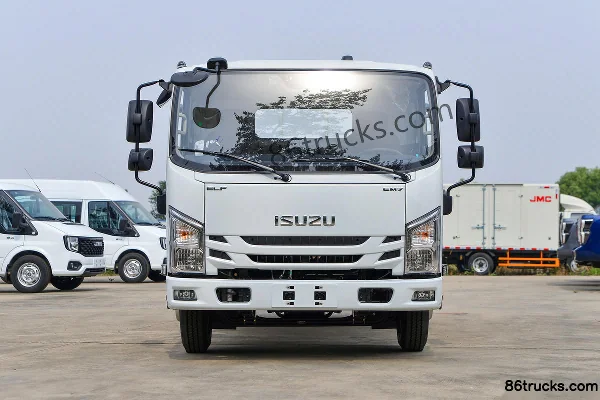Jiangxi Isuzu Yifang EM7 152 ch 4X2(6 roues) 3,7 m camion léger à plate-forme avec cabine demi-avancée Extérieur (2) | 86Trucks