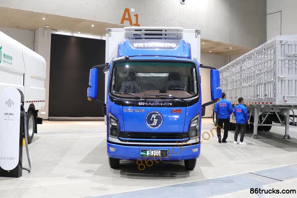 SHACMAN Dechuang Baijing 4.5T Speed Edition 4.05m Single-row Fuel Cell Refrigerated Truck 18.7kWh 4X2(6 wheels) Exterior (2) | 86Trucks