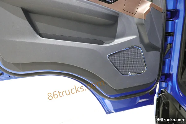 SHACMAN Dechuang Baijing 4.5T Speed Edition 4.05m Single-row Fuel Cell Refrigerated Truck 18.7kWh 4X2(6 wheels) Cab (2) | 86Trucks