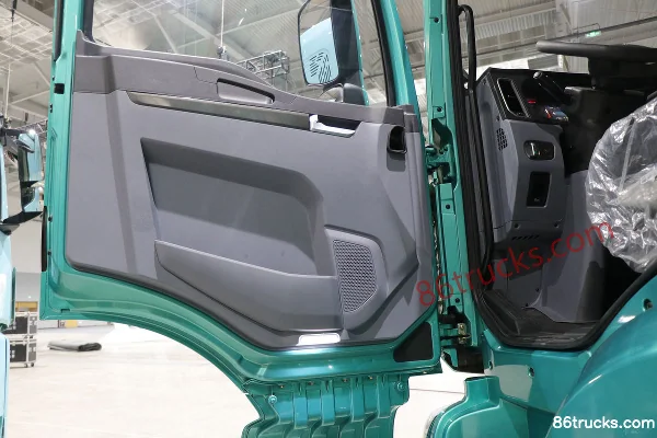Proton Auto 4X2(6 wheels) Fuel Cell Tractor Truck 76.63kWh Cab (2) | 86Trucks