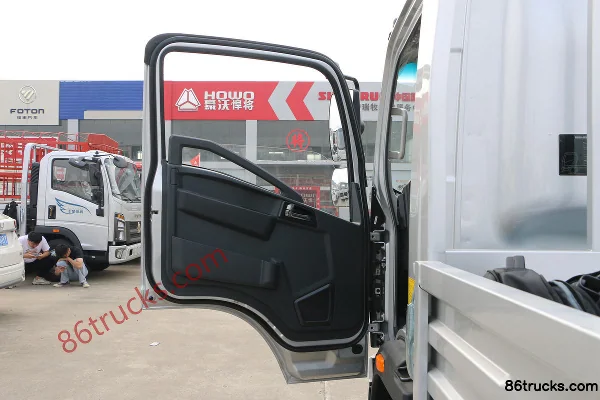 Sinotruk HOWO Hanjiang 150 ch 4X2(6 roues) 4,15 m camion plateau à cabine simple (WLY 6 vitesses) (1) | 86Trucks