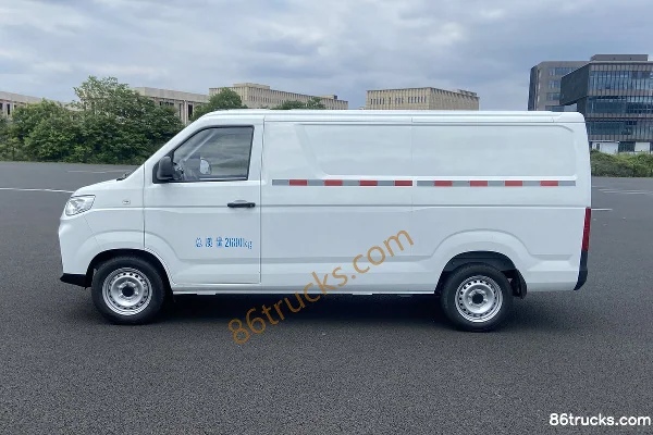 Guizhou Brand Changjiang 7 2023 Model 2.7T 4.746m Electric Panel Van 40.55kWh Exterior (3) | 86Trucks