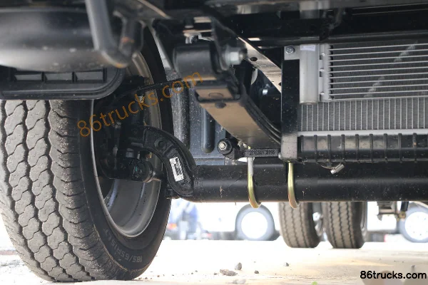 JAC Kaida X6 1.6L 122 hp 4X2(6 wheels) gasoline 3.8m single-row flatbed light truck Chassis (2) | 86Trucks
