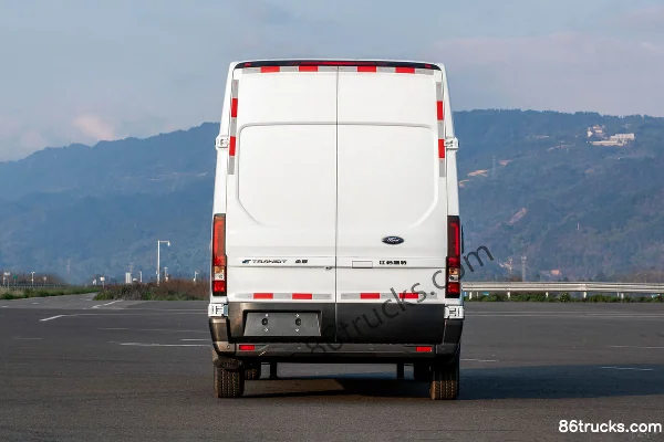 JMC E-Transit Version Fret 4,3T 5,998 m fourgon fermé électrique à empattement long (toit haut) 100 kWh Extérieur (2) | 86Trucks