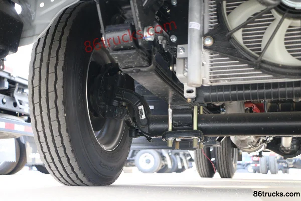 JAC Junling V3 88 ch 4X2(6 roues) Fourgon léger à cabine simple 3,7 m (HFC5040XXYP93K1B4V) Châssis (2) | 86Trucks