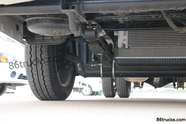 JAC Kaida X6 1.6L 120 ch 4X2(6 roues) essence 2,75 m micro camion plateau double cabine (China VI) Châssis (2) | 86Trucks