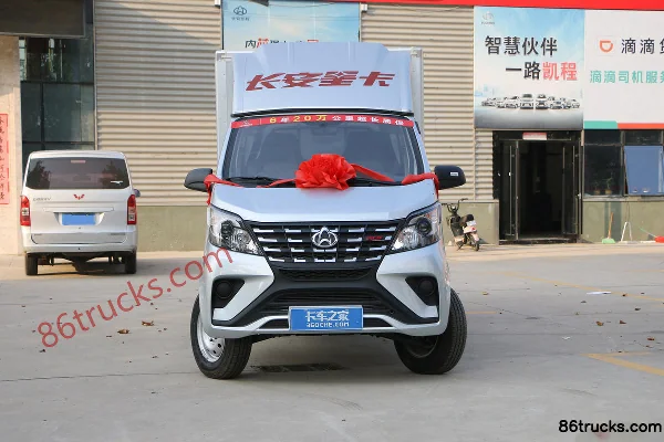 Ankai Xinxingka Standard 1.5L Gasoline 116hp 4X2(6 wheels) Qingshan 5-Speed 2.53m Double Row Van Mini Truck Exterior (2) | 86Trucks