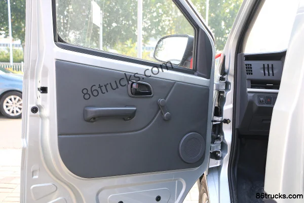 Ankai Xinxingka Standard 1.5L Gasoline 116hp 4X2(6 wheels) Qingshan 5-Speed 2.53m Double Row Van Mini Truck Cab (2) | 86Trucks