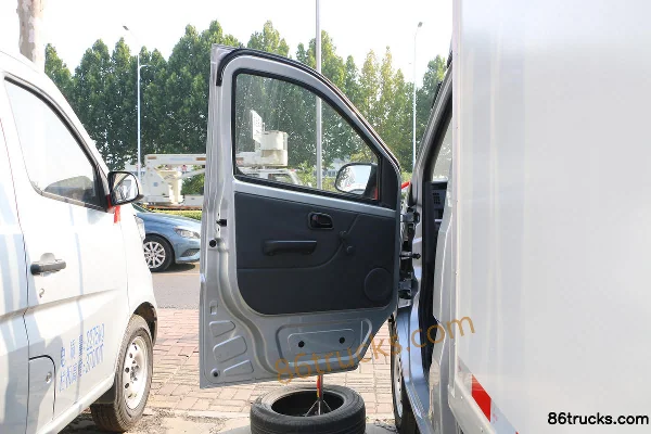 Ankai Xinxingka Standard 1.5L Gasoline 116hp 4X2(6 wheels) Qingshan 5-Speed 2.53m Double Row Van Mini Truck Cab (1) | 86Trucks