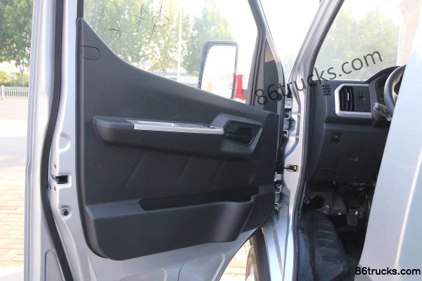 Ankai Shenqi T30 1.6L Comfort 122hp 4X2(6 wheels) Gasoline 3.055m Double Row Box Micro Truck (China VI) Cab (2) | 86Trucks